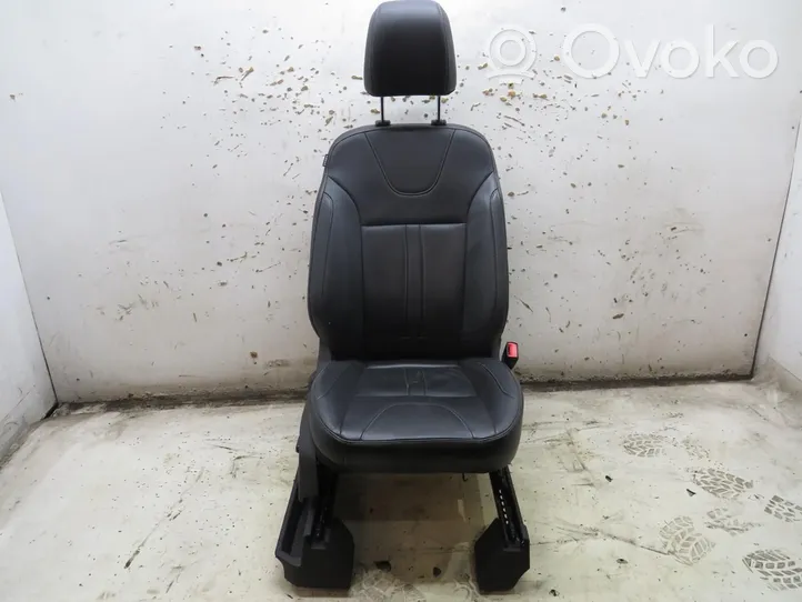 Ford Kuga II Asiento delantero del pasajero 