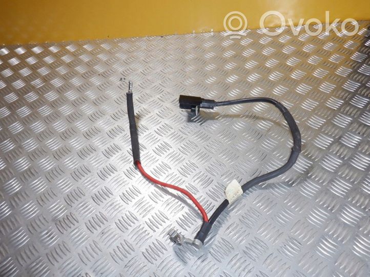 Volkswagen Jetta VI Positive cable (battery) 5C0971228E