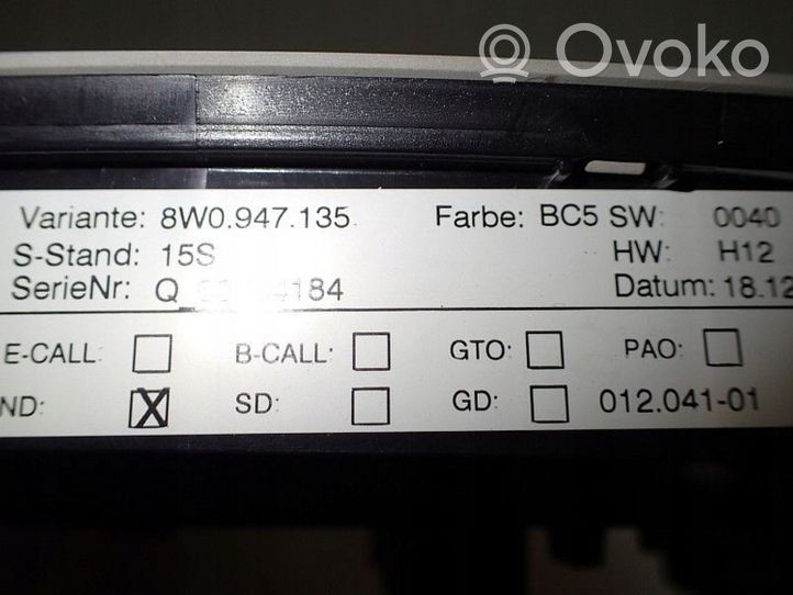 Audi A4 S4 B9 8W Etuistuimen valo 8W0947135