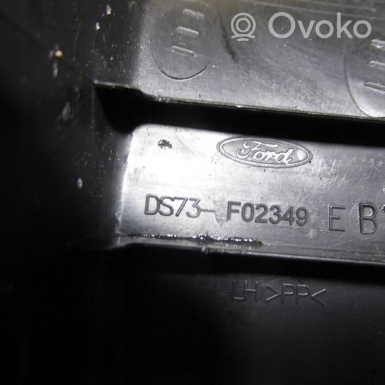 Ford Mondeo MK V Muu sisätilojen osa 5F1857151A