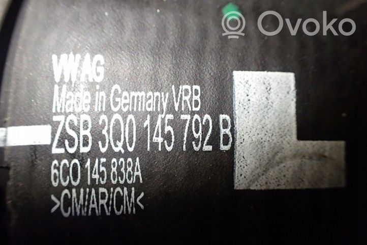 Volkswagen PASSAT B8 Rura / Wąż dolotowy powietrza 3Q0145792B