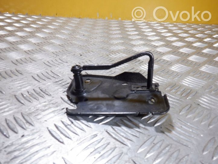 Audi TT TTS RS Mk3 8S Anello/gancio chiusura/serratura del vano motore/cofano 8S0823186C