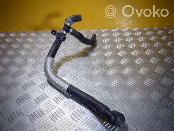 Volkswagen Golf V Tubo flessibile del liquido di raffreddamento del motore 1K0122157