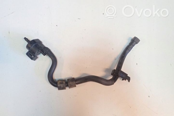 Volkswagen Tiguan Tubo carburante 5Q0133366C