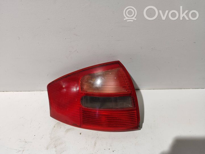 Audi A6 S6 C5 4B Luci posteriori 4B5945095