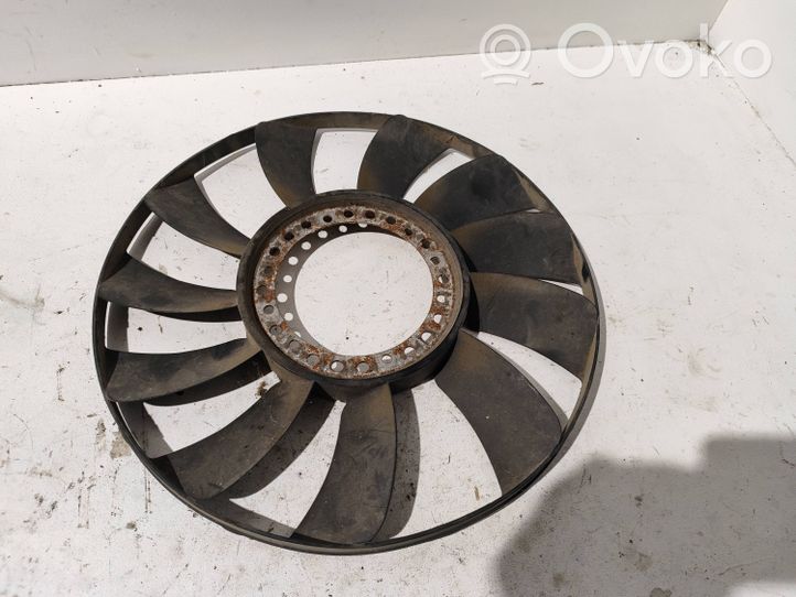 Audi A4 S4 B5 8D Hélice moteur ventilateur 058121301B