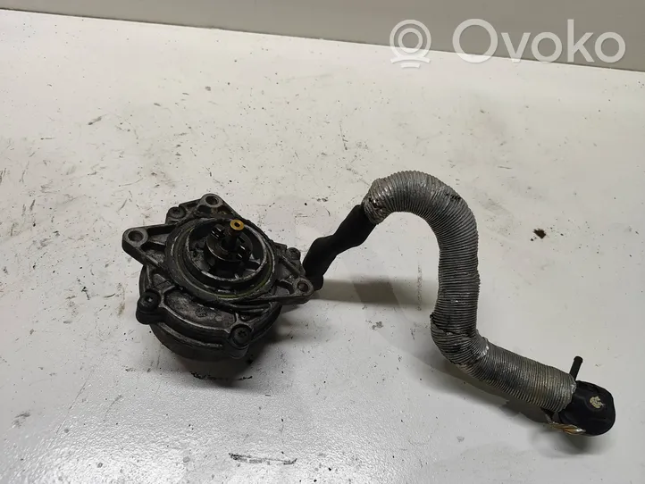 Audi A6 S6 C5 4B Pompe à vide 72218501