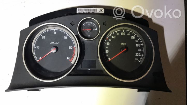 Opel Astra H Geschwindigkeitsmesser Cockpit 13267536