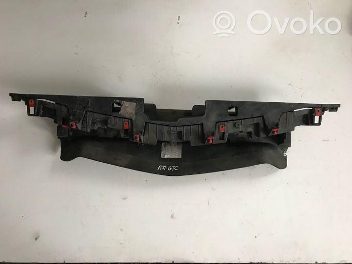 Opel Astra J Support de radiateur sur cadre face avant 13402367