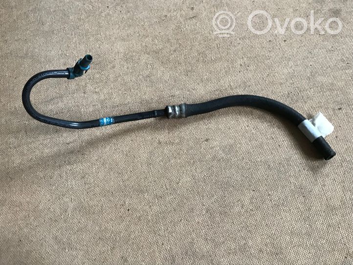 Opel Zafira B Fuel line pipe 326123015