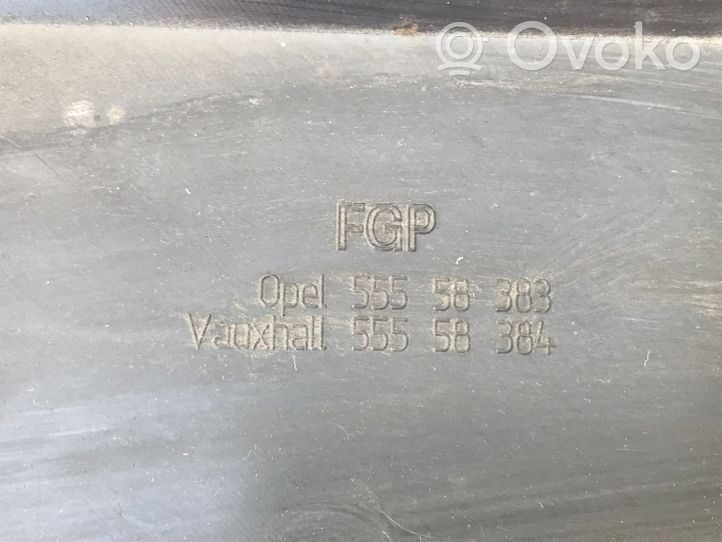 Opel Zafira B Osłona górna silnika 55558383