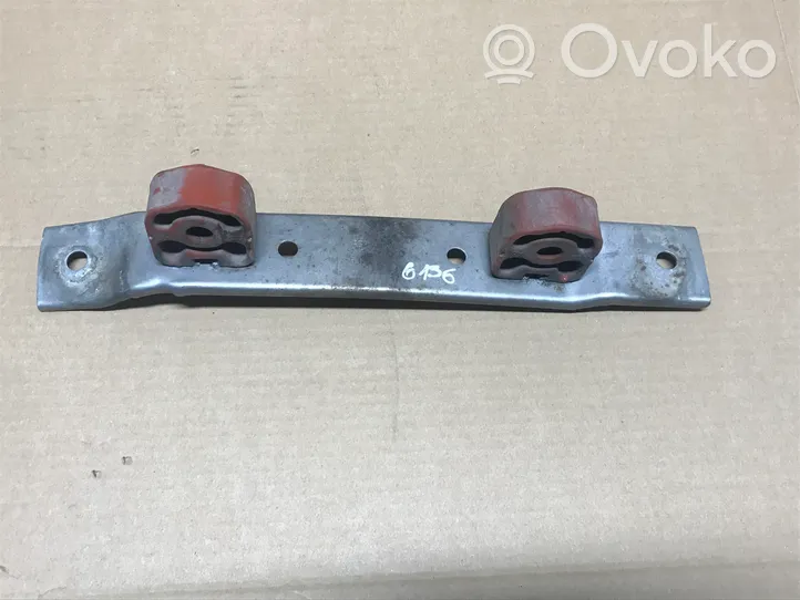 Opel Signum Support / crochet de silencieux d'échappement 55187601