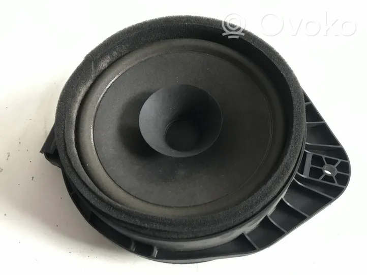 Opel Astra J Rear door speaker 