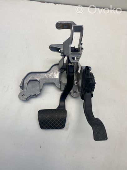 Audi A6 S6 C7 4G Brake pedal bracket assembly 4G1723117