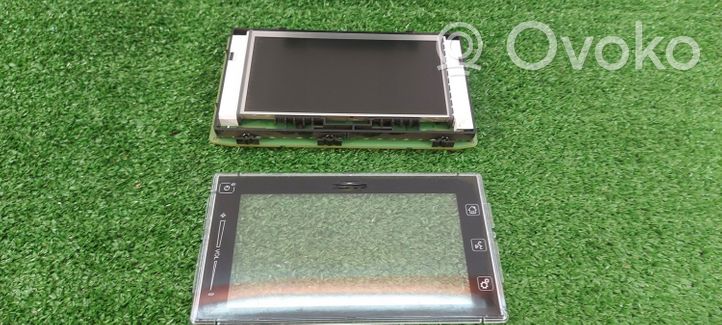 Suzuki Vitara (LY) Panel / Radioodtwarzacz CD/DVD/GPS 3992054TB2