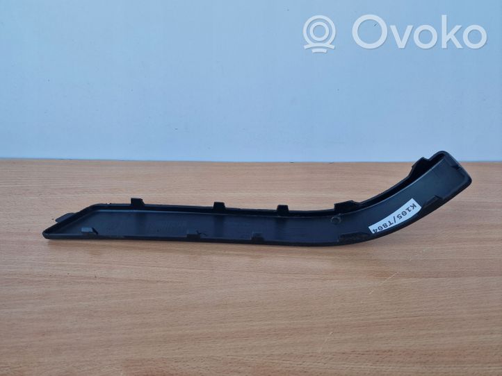 Volkswagen Sharan Modanatura della barra di rivestimento del paraurti anteriore 7M3807791B