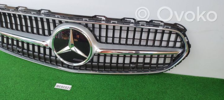 Mercedes-Benz C W206 Grille calandre supérieure de pare-chocs avant A2068883800