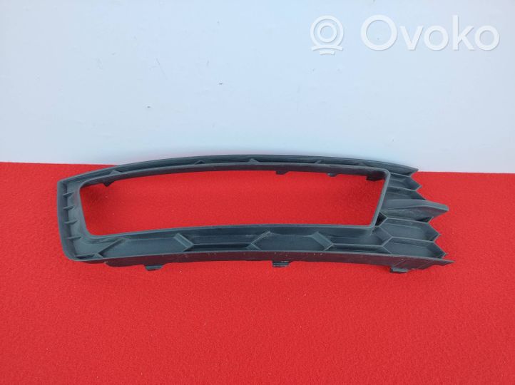 Skoda Rapid (NH) Grille antibrouillard avant 5JA807682