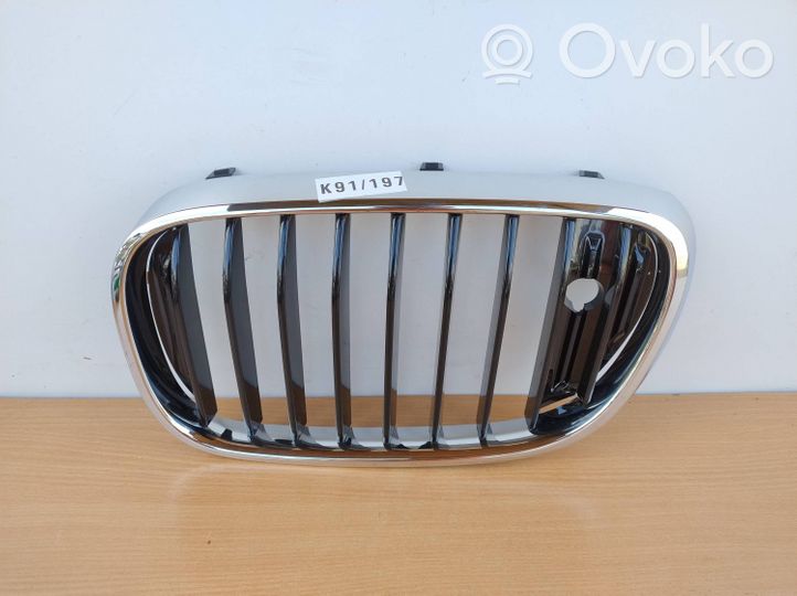 BMW 7 G11 G12 Grille de calandre avant 51137357011