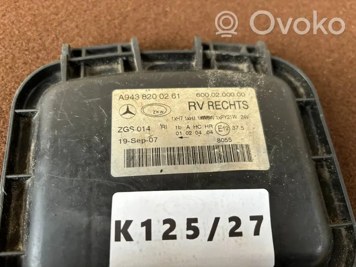 Mercedes-Benz Actros Cache-poussière de phare avant A9438200261