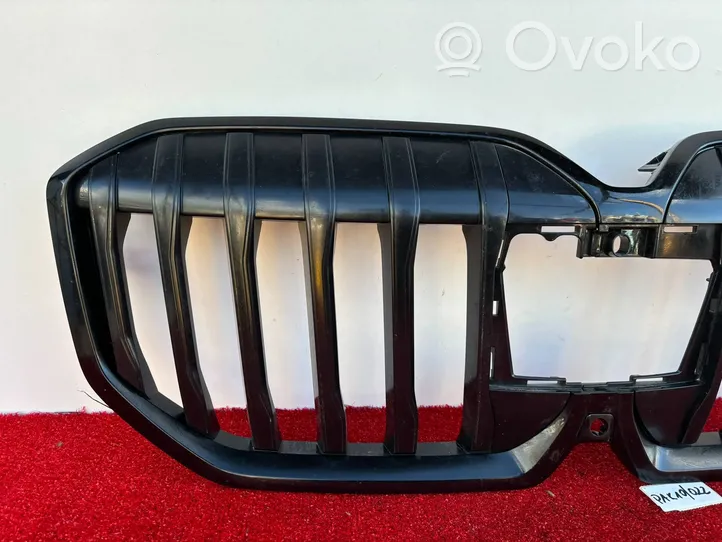 BMW 2 Active Tourer U06 Grille de calandre avant 9879383