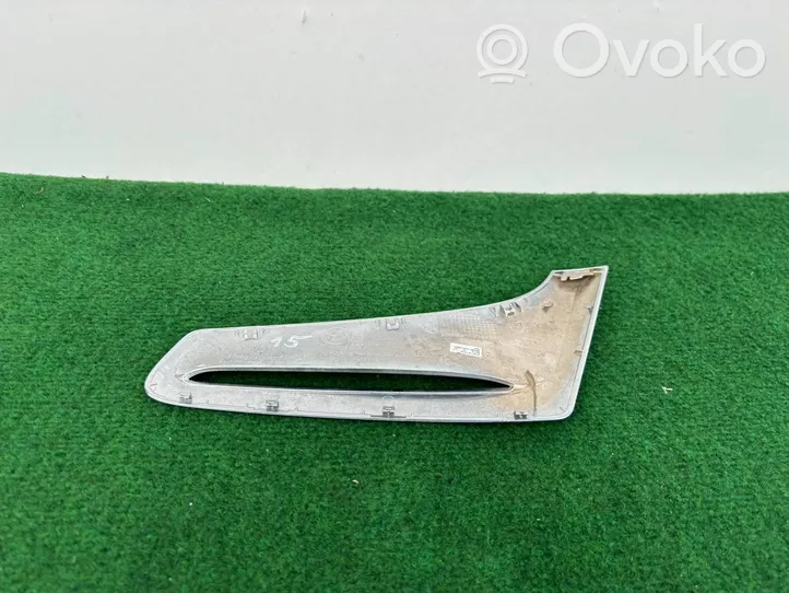 BMW 7 G11 G12 Rivestimento passaruota anteriore 51173747378