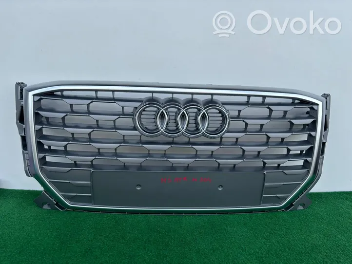 Audi Q2 - Maskownica / Grill / Atrapa górna chłodnicy 81A853651