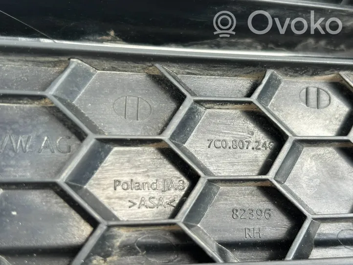 Volkswagen Crafter Modanatura separatore del paraurti anteriore 7C0807246