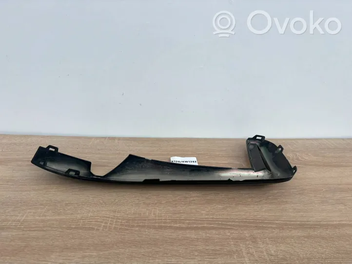 BMW 7 G11 G12 Apdailinė priekinio bamperio juosta 51118061117