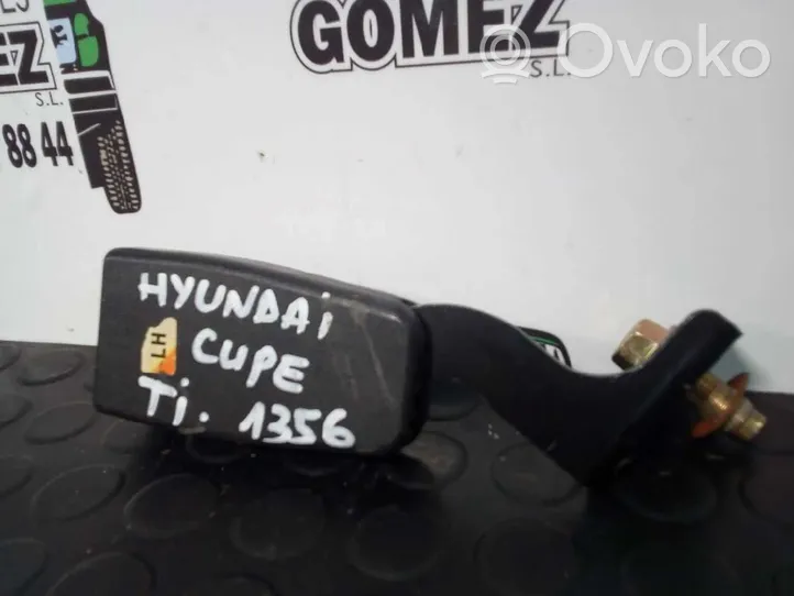 Hyundai Coupe Boucle de ceinture de sécurité arrière 