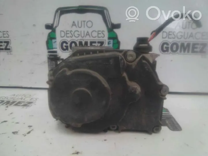 Volkswagen Golf III Valvola corpo farfallato 037133063CC