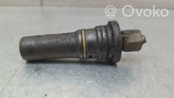 Audi Cabriolet B3 8G Injecteur de carburant 026133555A