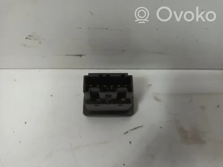 Rover MGF Interrupteur commade lève-vitre YUF101880PMP