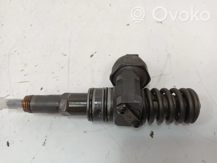 Renault Megane I Injecteur de carburant 038130073AG