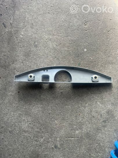 BMW 3 E90 E91 Obere Heckklappen-/Kofferraumabdeckung 7127883