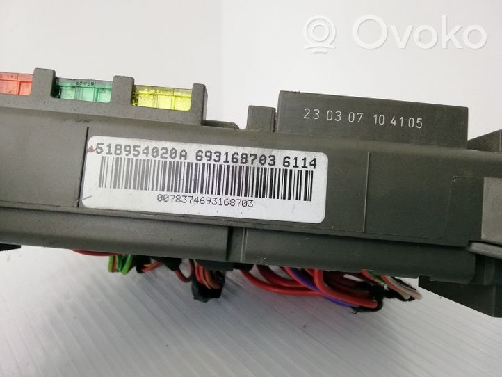 BMW X5 E70 Module de fusibles 518954020A