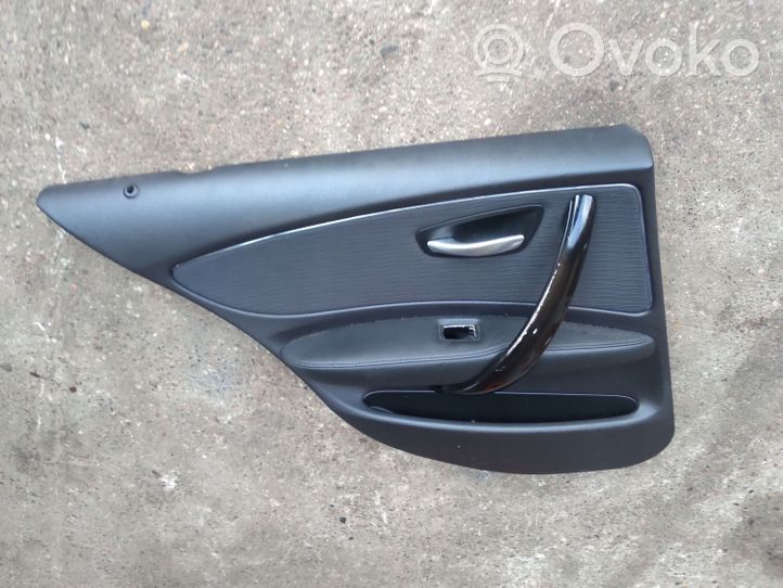 BMW 1 E81 E87 Rivestimento del pannello della portiera posteriore 6975310