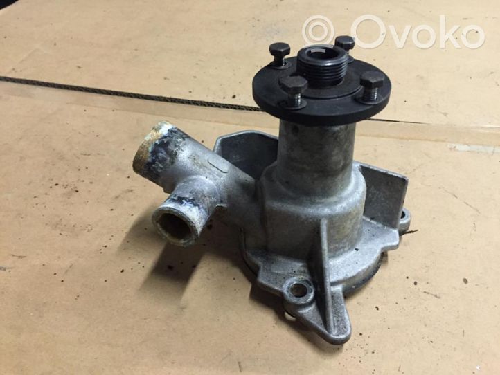 BMW 3 E30 Water pump 