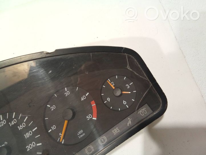 Mercedes-Benz S W140 Tachimetro (quadro strumenti) 110008598