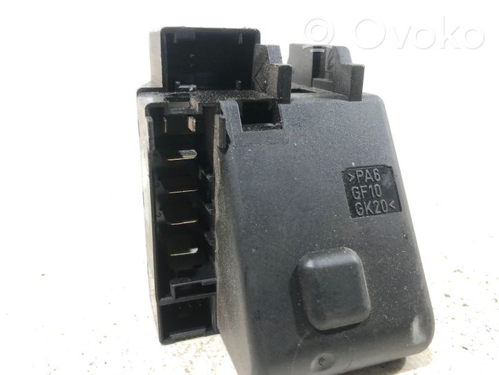 Mercedes-Benz CLK A208 C208 Aizdedzes ECU komplekts 2105450208