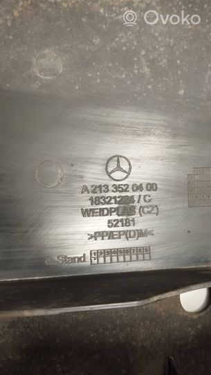 Mercedes-Benz E W213 Alustan takasuoja välipohja A2133520400