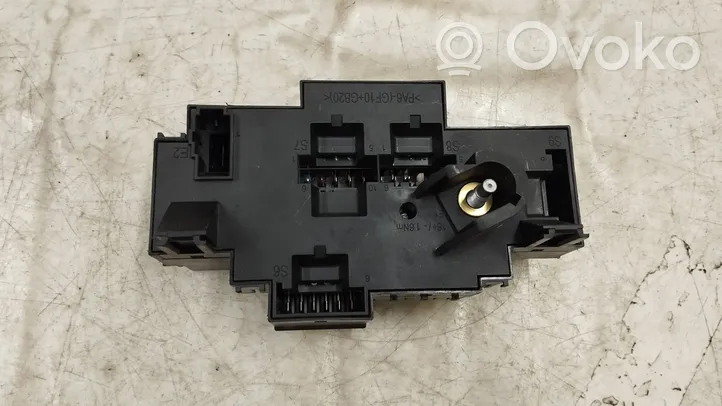 Mercedes-Benz S C217 Module de fusibles A2229063302