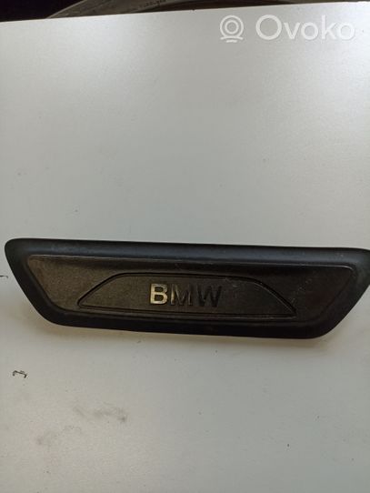 BMW X1 F48 F49 Отделка заднего порога (внешняя) 7349673