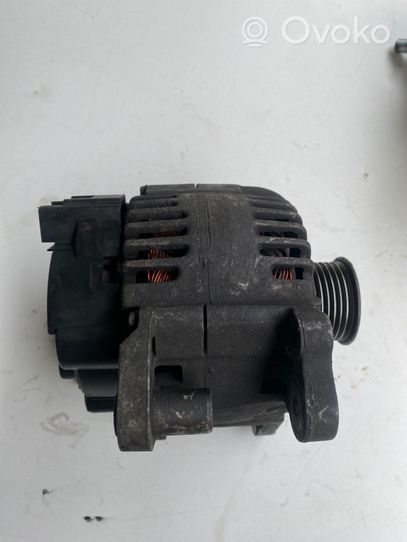 Volkswagen Golf Plus Generatore/alternatore 03C903023B