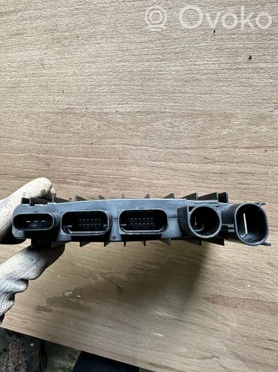 美品】ルイヴィトン マフラーエシャルプカーディフ ノワールLVロゴ