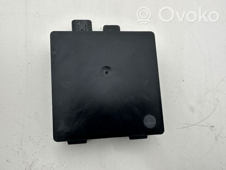 Ford Explorer Blind spot control module 214723341