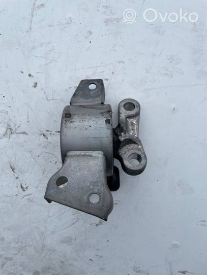 Opel Corsa E Engine mounting bracket 13427216