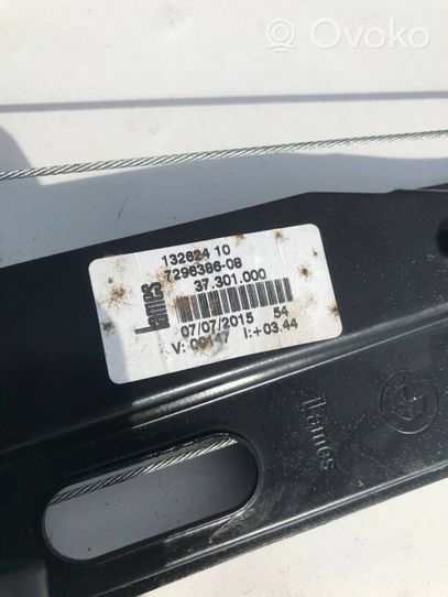 BMW 2 F45 Elektryczny podnośnik szyby drzwi tylnych 7296386