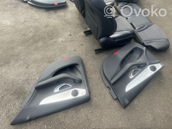 Mercedes-Benz C W205 Seat set 