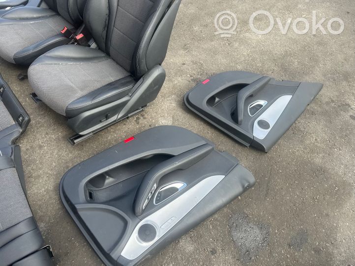 Mercedes-Benz C W205 Seat set 